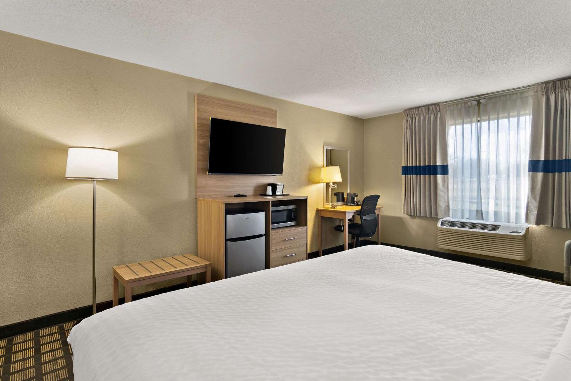 Clarion Pointe Bloomington-Normal Near I-55 And University Buitenkant foto